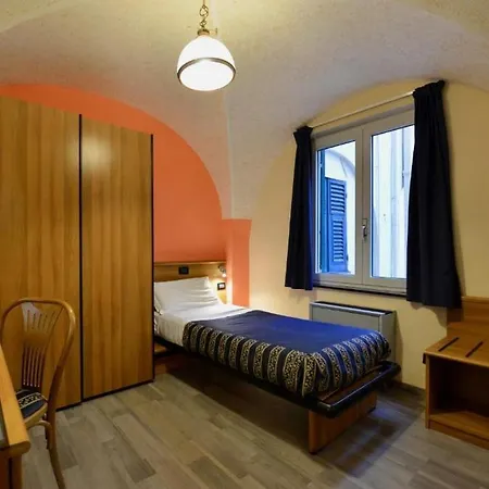 فندق Europa 3*